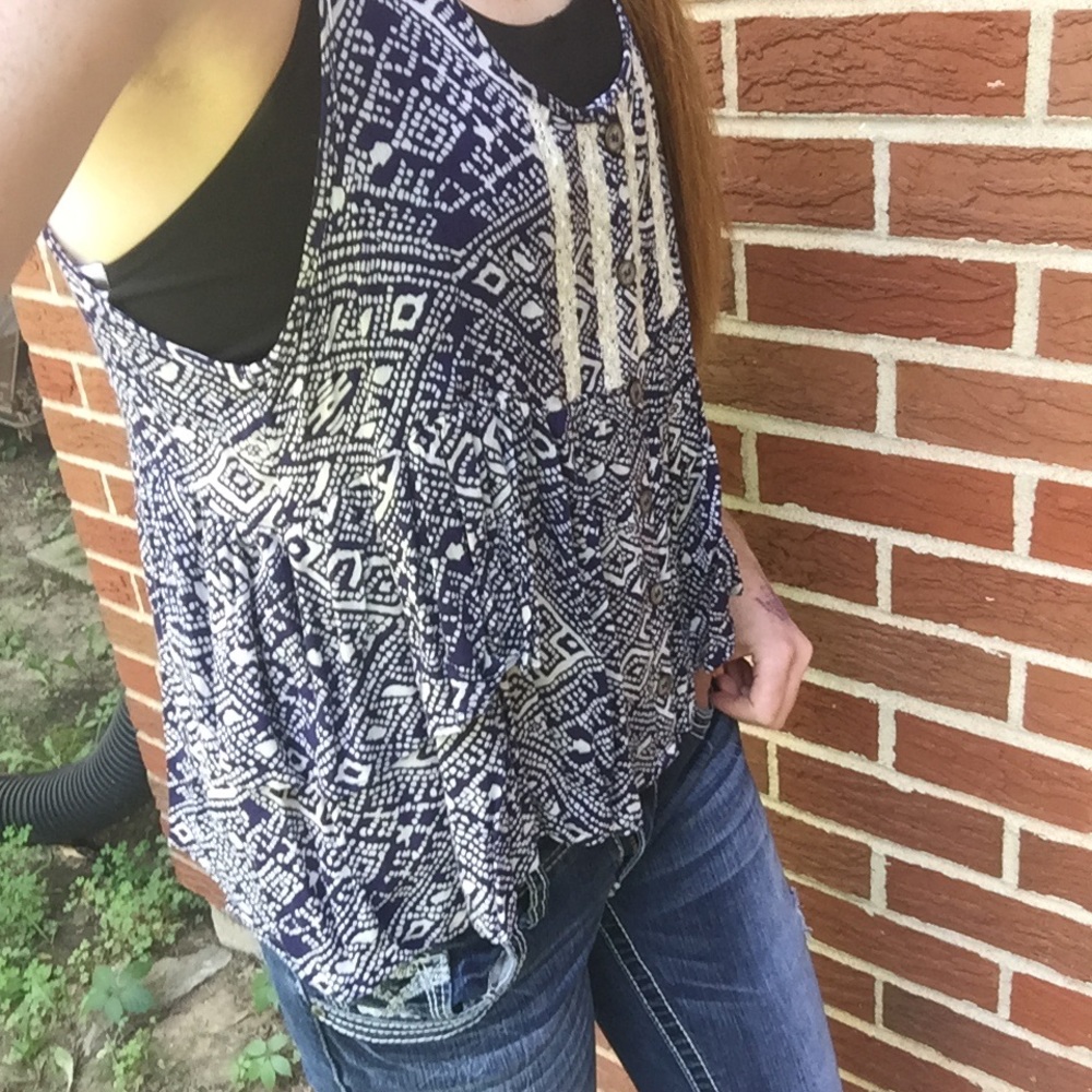 Tank Top-Forever 21 - Picture 4 of 6